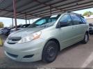 Toyota Sienna Le Image 16