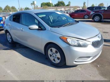  Salvage Kia Forte