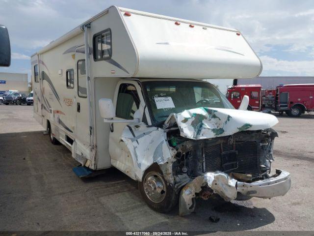  Salvage Winnebago Express Cutaway