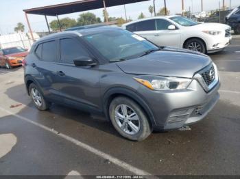  Salvage Nissan Kicks