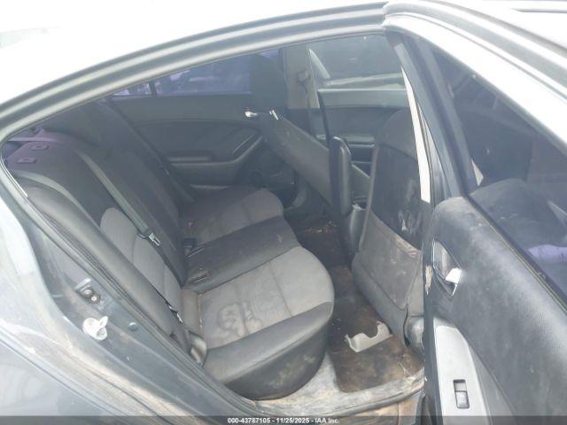 Kia Forte Lx Image 9