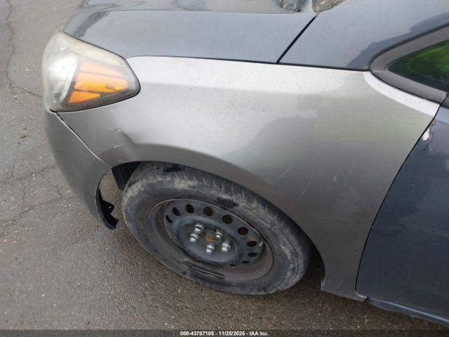 Kia Forte Lx Image 16