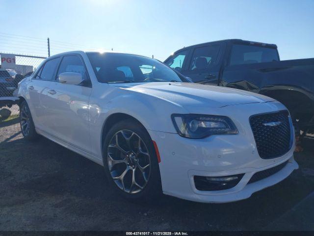  Salvage Chrysler 300