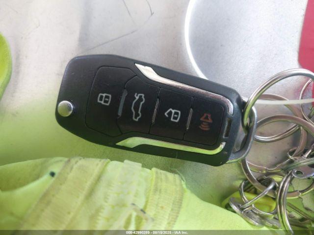 Nissan Rogue S Image 12