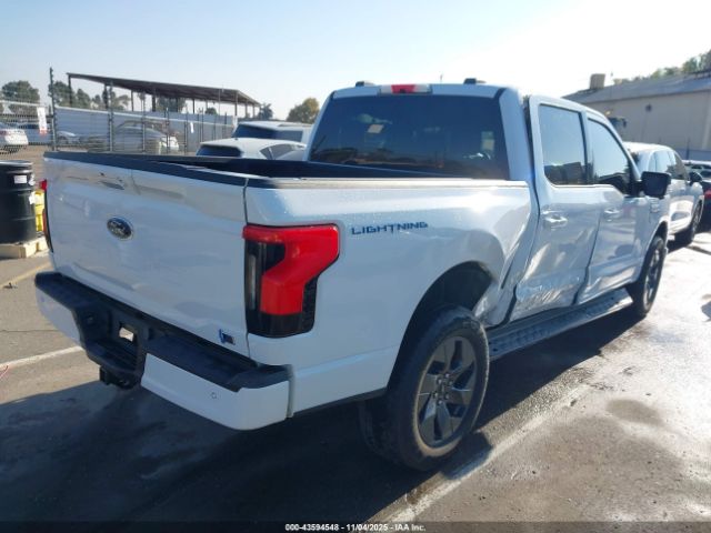 Ford F-150 Xlt Image 15