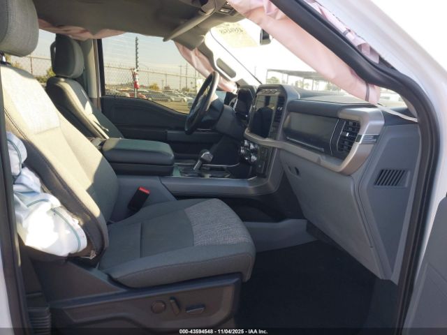 Ford F-150 Xlt Image 16