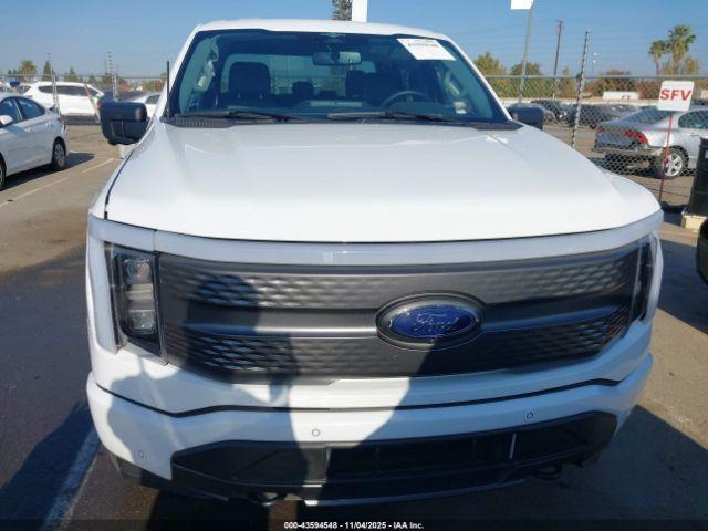 Ford F-150 Xlt Image 10