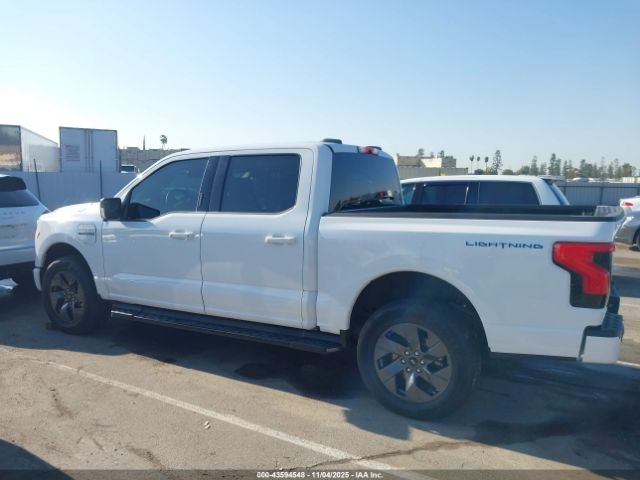 Ford F-150 Xlt Image 3