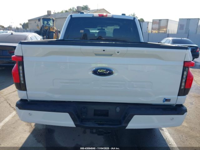Ford F-150 Xlt Image 6