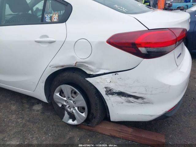 Kia Forte Lx Image 6