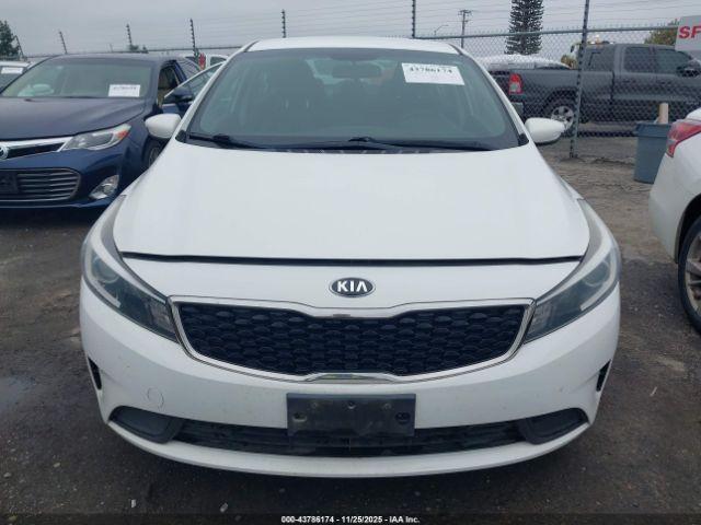 Kia Forte Lx Image 10