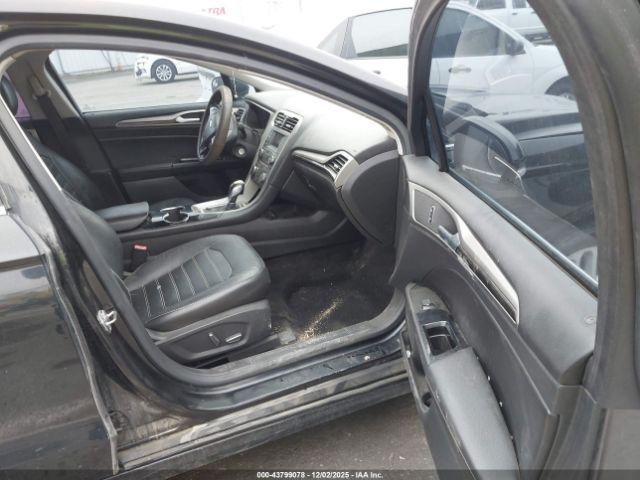 Ford Fusion Se Image 4