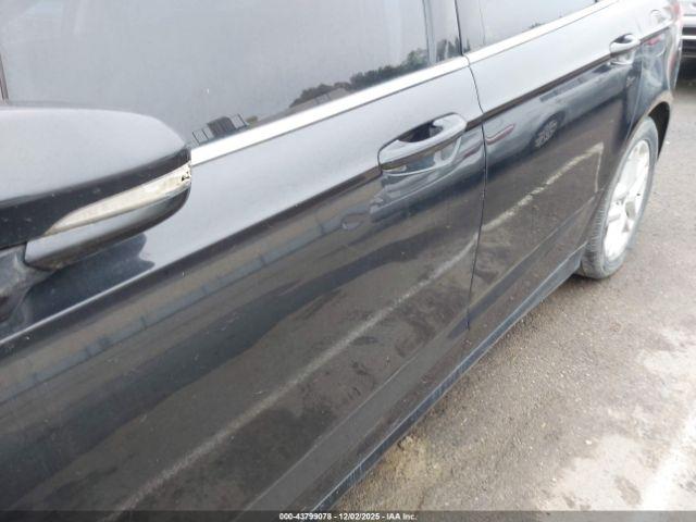 Ford Fusion Se Image 10