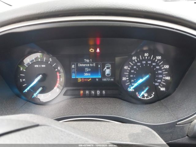 Ford Fusion Se Image 6