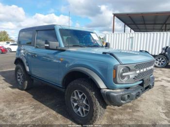  Salvage Ford Bronco