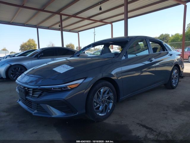 Hyundai ELANTRA Sel Image 6