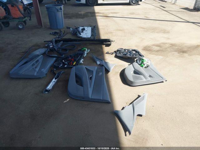 Hyundai ELANTRA Sel Image 9