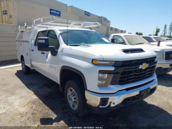  Salvage Chevrolet Silverado 2500