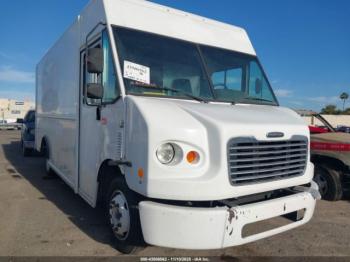  Salvage Freightliner Mt45
