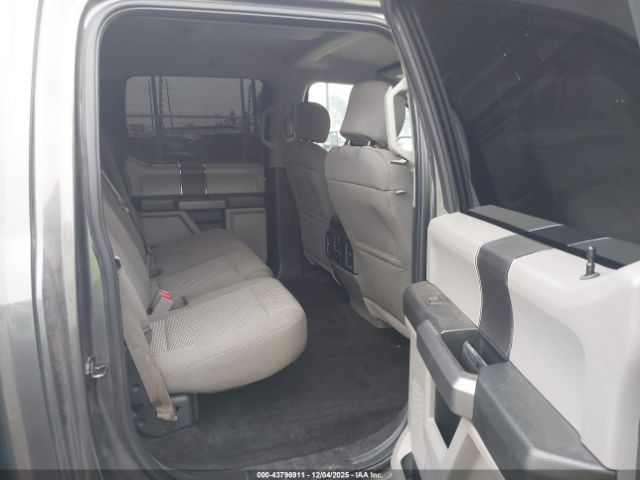 Ford F-150 Xlt Image 14