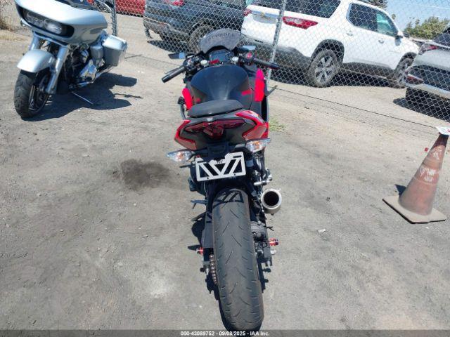 Kawasaki Ex500 Image 6