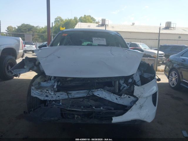 Ford Escape S Image 6