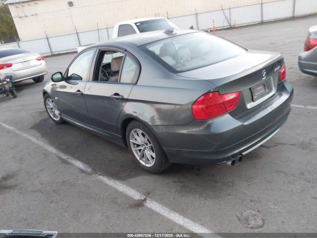 BMW 3 Series Image 4