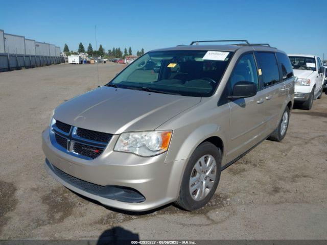 Dodge Grand Caravan Image 3