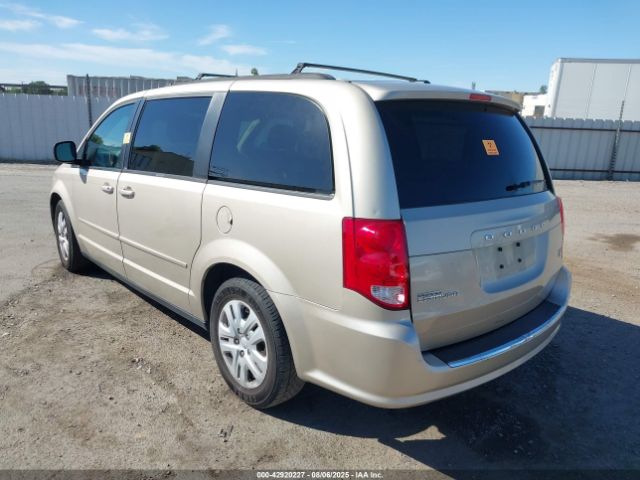 Dodge Grand Caravan Image 2