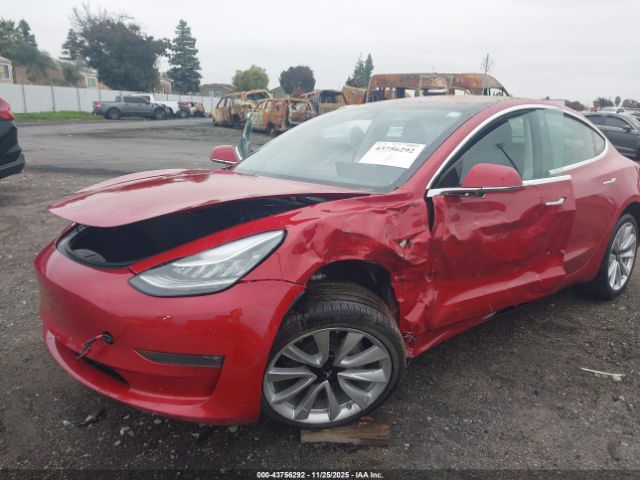 Tesla Model 3 Image 4