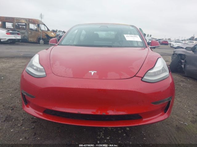 Tesla Model 3 Image 20