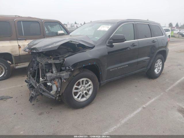 Jeep Grand Cherokee Laredo 4x4 Image 10