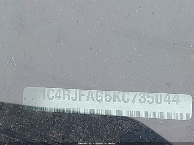 Jeep Grand Cherokee Laredo 4x4 Image 14