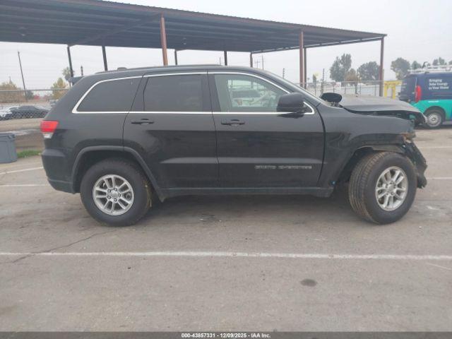Jeep Grand Cherokee Laredo 4x4 Image 16
