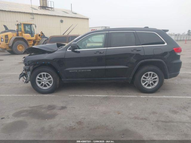 Jeep Grand Cherokee Laredo 4x4 Image 17