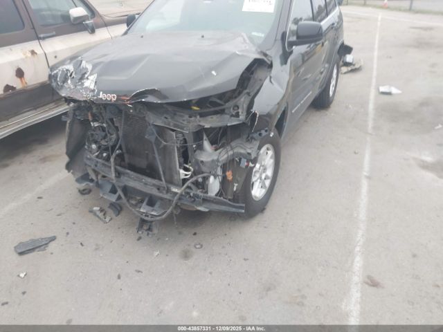 Jeep Grand Cherokee Laredo 4x4 Image 20