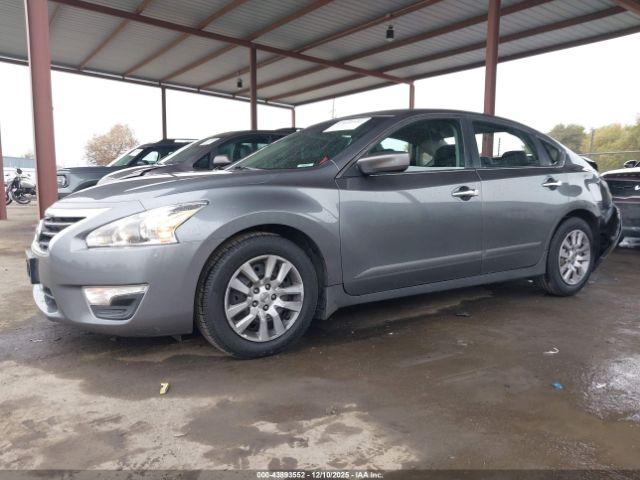 Nissan Altima 2.5 S Image 2