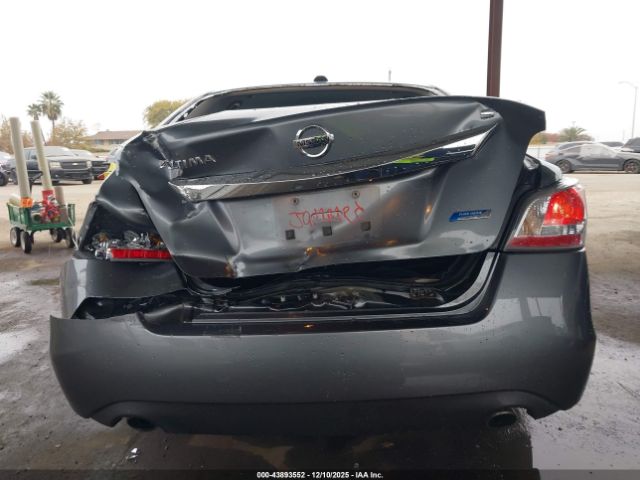 Nissan Altima 2.5 S Image 16