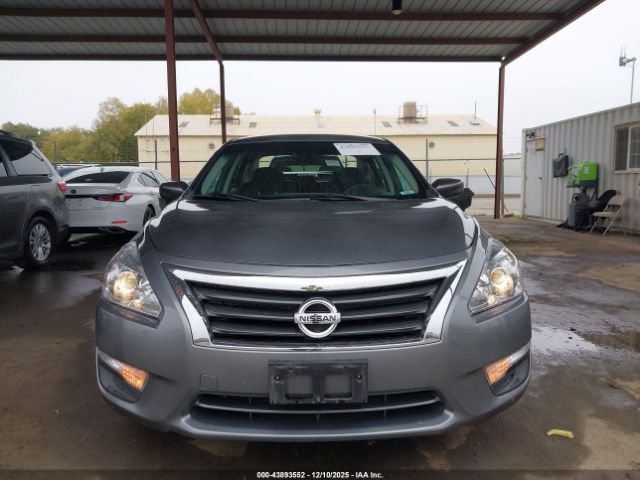 Nissan Altima 2.5 S Image 8