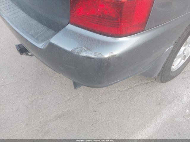 Toyota Highlander V6 Image 7