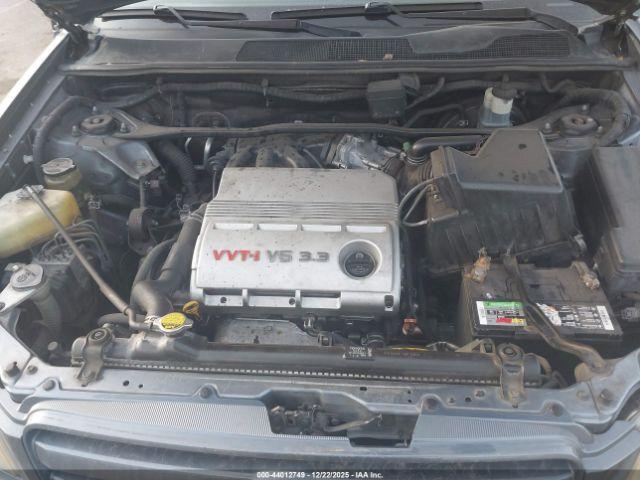 Toyota Highlander V6 Image 2