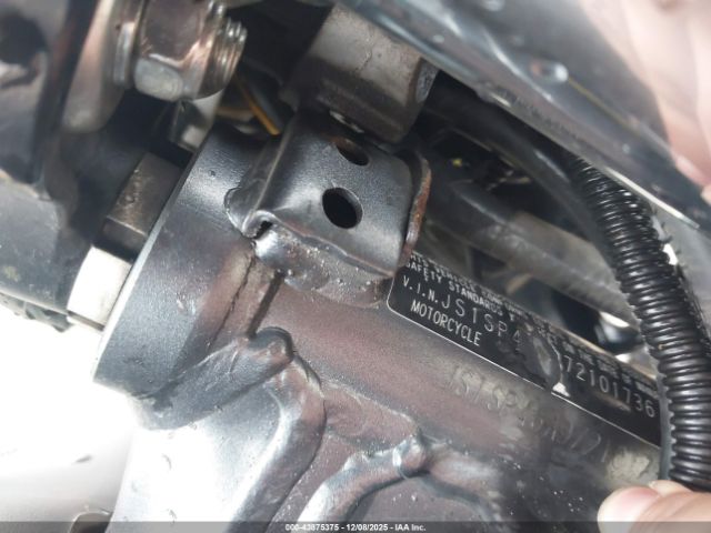 Suzuki Dr650 Se Image 8