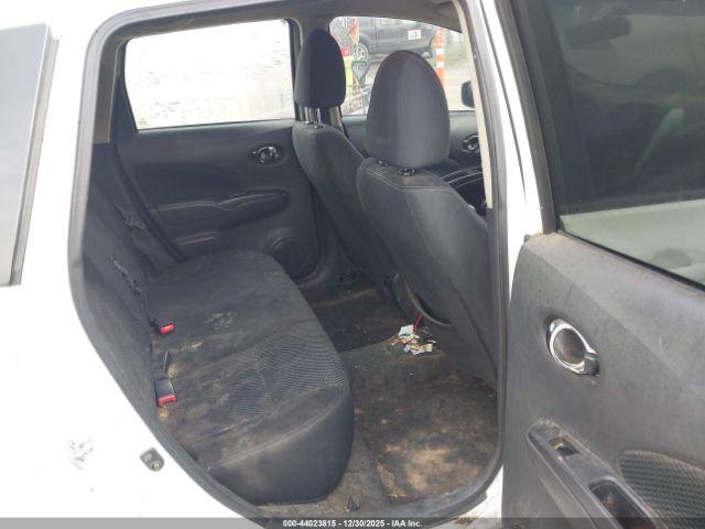 Nissan Versa Image 5