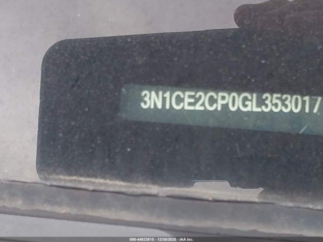 Nissan Versa Image 4