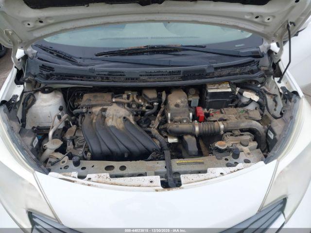 Nissan Versa Image 6