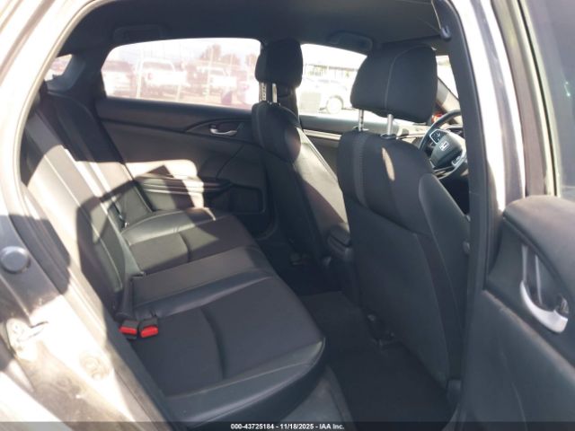 Honda Civic Sport Image 8