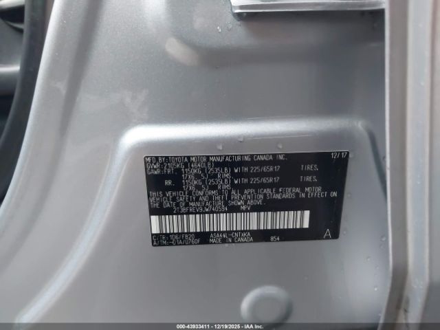 Toyota RAV4 Le Image 11