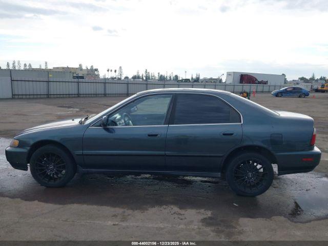 Honda Accord Lx Image 15