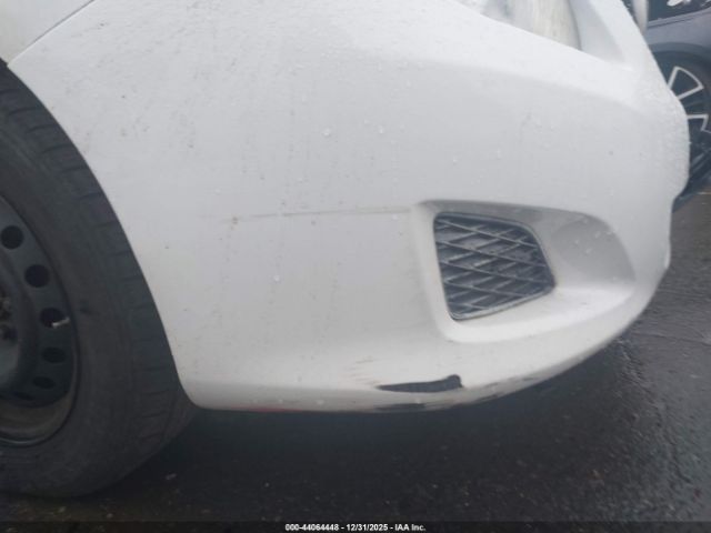 Toyota Corolla Le Image 14