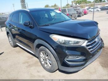  Salvage Hyundai TUCSON